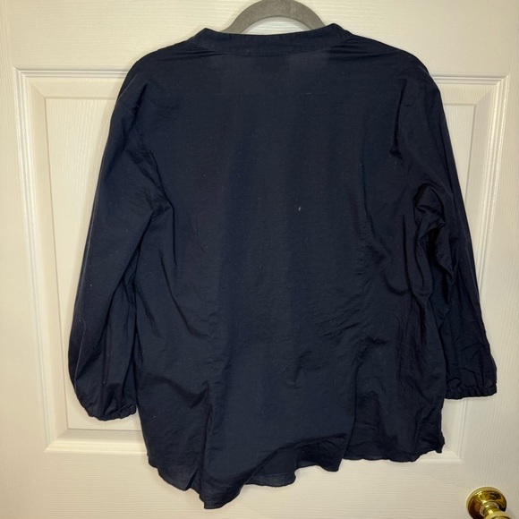 Talbots Petite Midnight Blue Blouse Size XL Petite GUC see photos for small spot - Picture 5 of 6